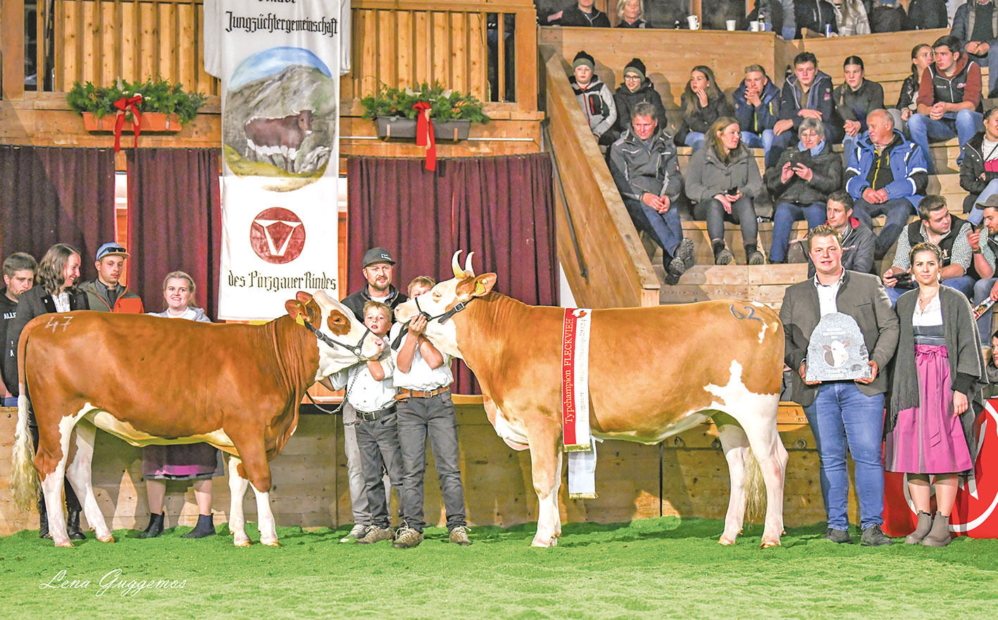 Die Züchterjugend feierte ein   grandioses Fest in Maishofen.jpg © Guggemos Die Züchterjugend feierte ein   grandioses Fest in Maishofen.jpg © Guggemos