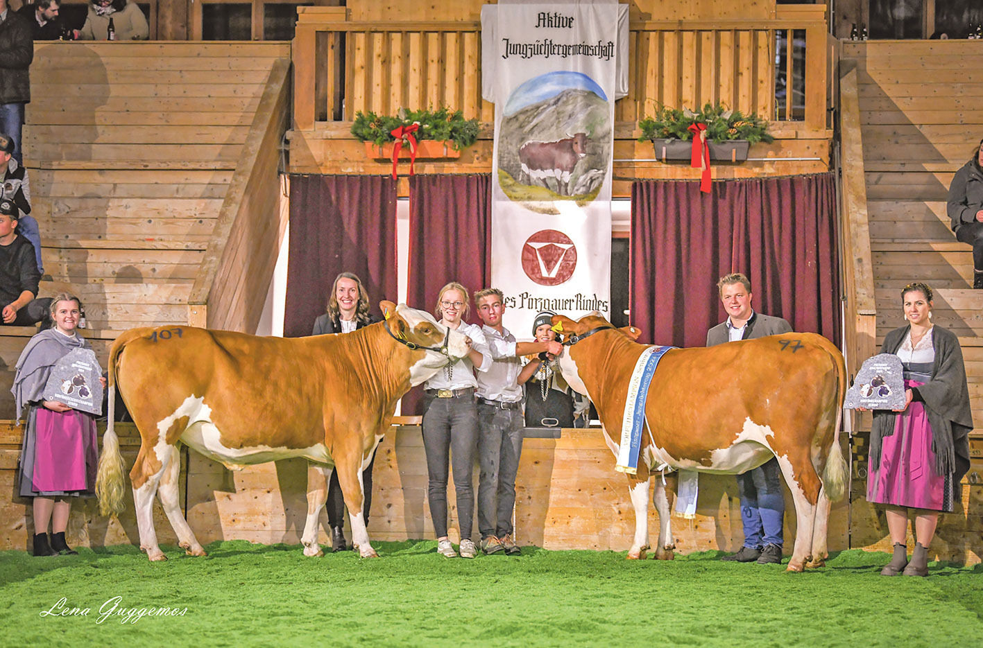 Die Züchterjugend feierte ein   grandioses Fest in Maishofen.jpg © Guggemos Die Züchterjugend feierte ein   grandioses Fest in Maishofen.jpg © Guggemos