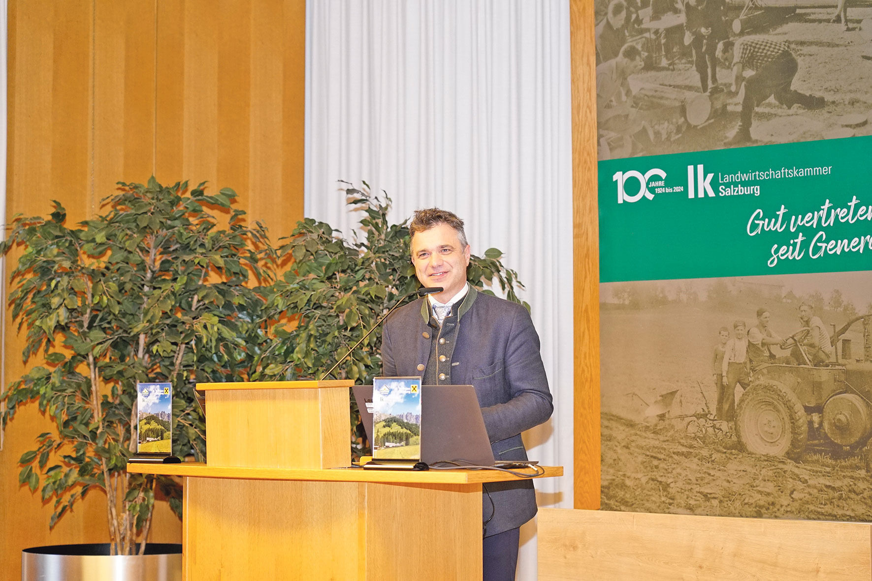Festakt 100 Jahre7.jpg © Archiv Festakt 100 Jahre7.jpg © Archiv