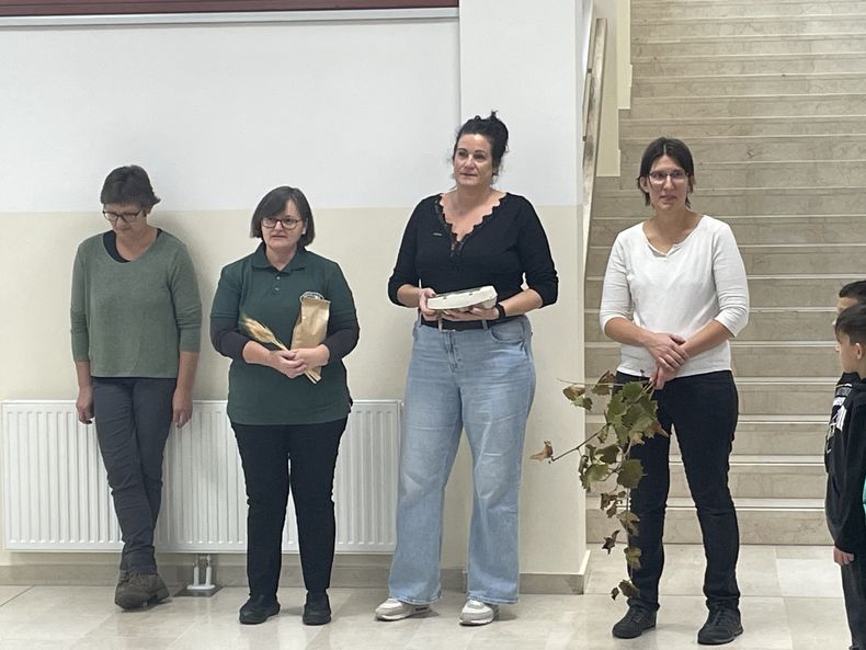 Schulaktion d. Bäuerinnen 2024 (10).jpg Schulaktion d. Bäuerinnen 2024 (10).jpg