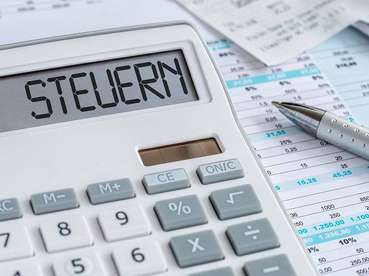 Steuerinformationen.jpg © AdobeStock
