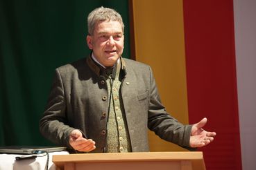 KR Hermann Schluder_Wajand.jpg © Wajand KR Hermann Schluder_Wajand.jpg © Wajand