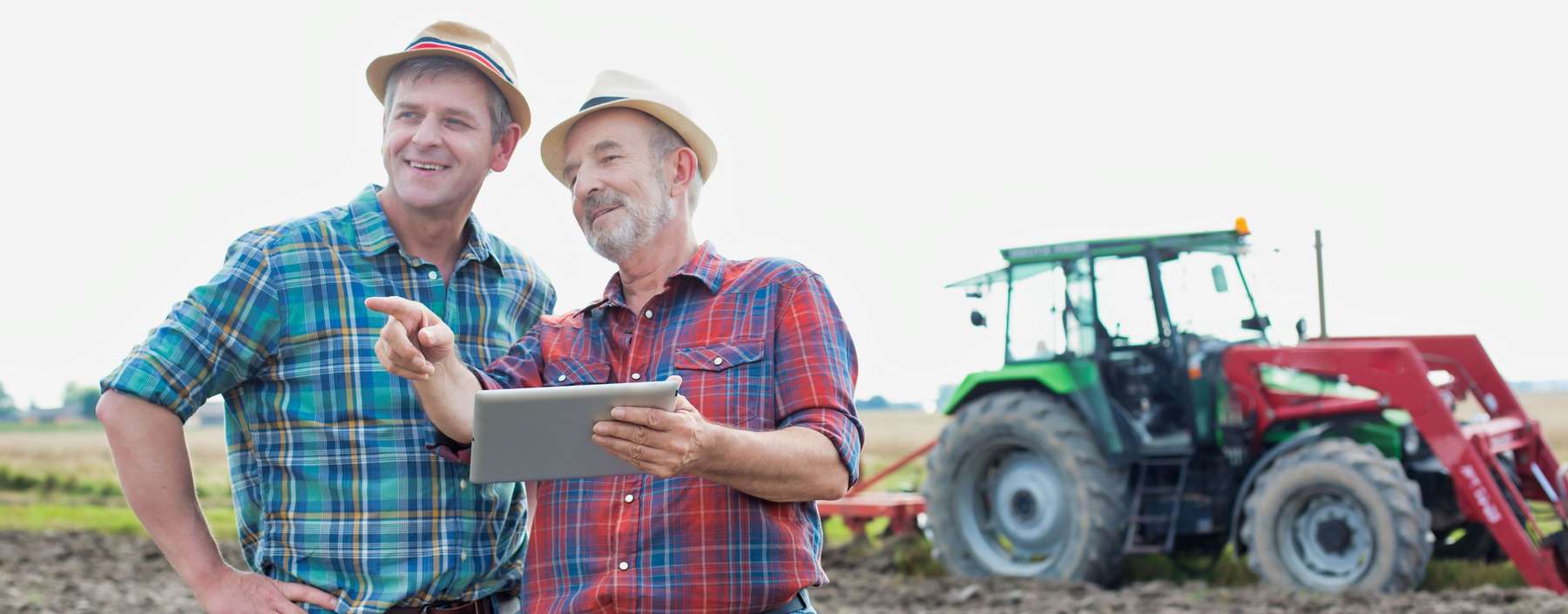 Hofübergabe.jpg © stock.adobe.com