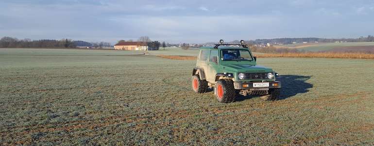 Nmin-Probenziehung mit Geländewagen.jpg © wpa