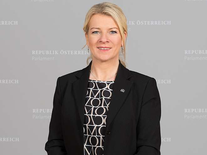 Irene Neumann-Hartberger.jpg © Parlamentsdirektion / Photo Simonis