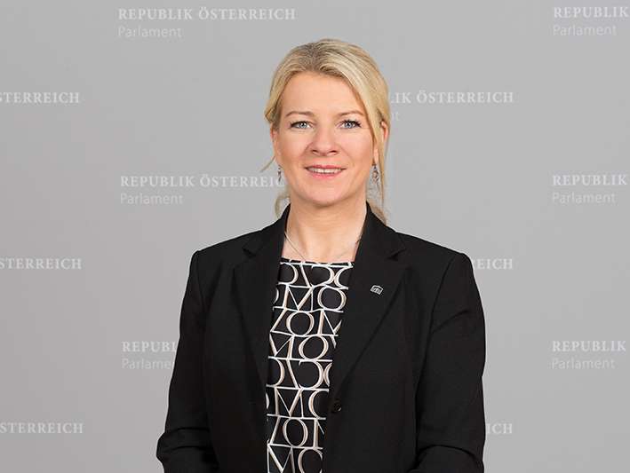 Irene Neumann-Hartberger.jpg © Parlamentsdirektion / Photo Simonis