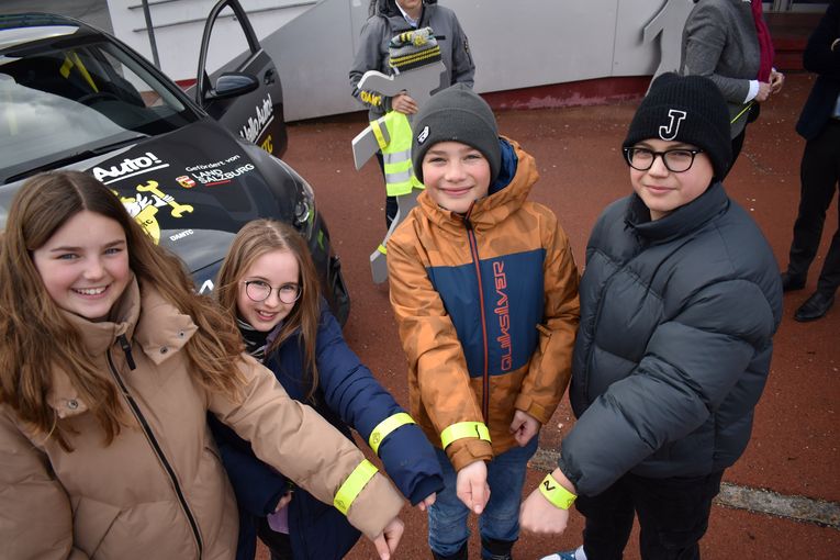 Mach dich Sichtbar Aktion 2.jpg © ÖAMTC Salzburg, Pirker Mach dich Sichtbar Aktion 2.jpg © ÖAMTC Salzburg, Pirker