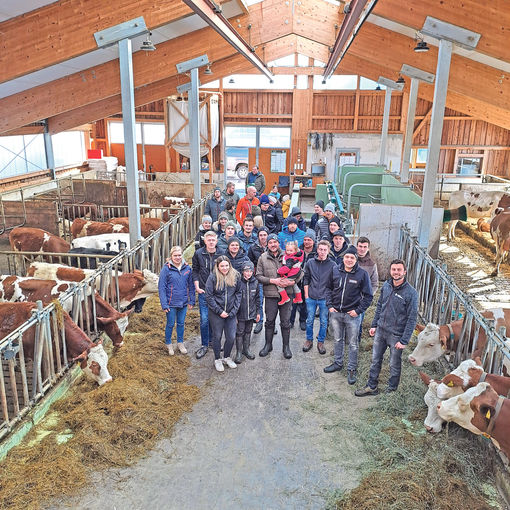 Jungzüchter besuchen Zuchtprofis.jpg © RZV Salzburg Jungzüchter besuchen Zuchtprofis.jpg © RZV Salzburg