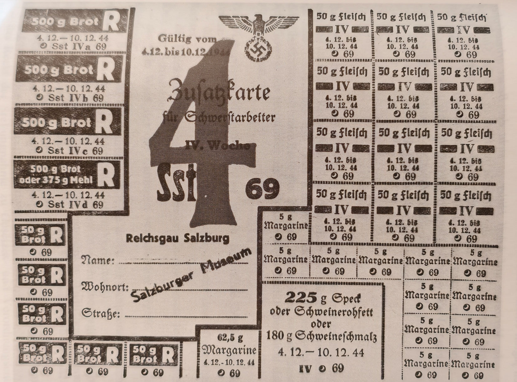 Lebensmittelkarte.jpg © Archiv Lebensmittelkarte.jpg © Archiv