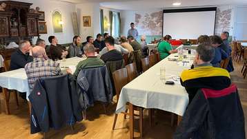 "Indoor-Feldbegehung" in Pasching, 31. März 2025