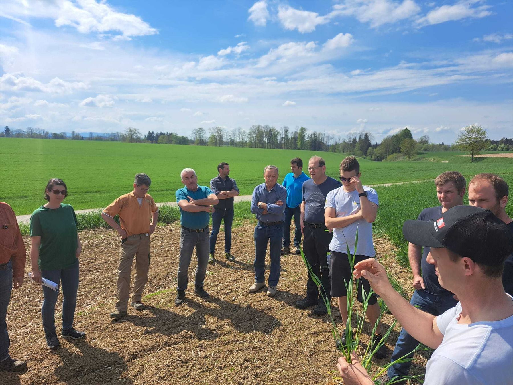 Eindrücke von der Feldbegehung in Vorchdorf mit Gerhard Gebeshuber und Christoph Ömer. © BWSB Eindrücke von der Feldbegehung in Vorchdorf mit Gerhard Gebeshuber und Christoph Ömer. © BWSB