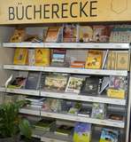 sb18_mt_books.jpg © Dürnberger