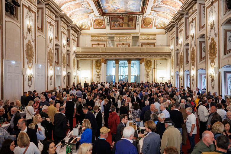 Volles Haus bei der Landesweinprämierung 2025.jpg © Maria Hollunder