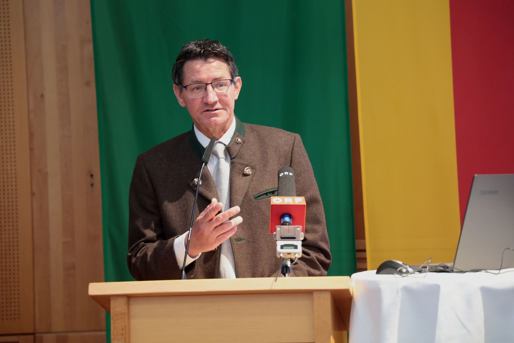 LK-Präsident Huber.jpg © Wajand