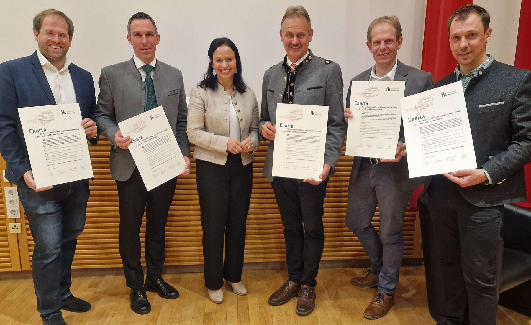 Gruppenbild Charta Brunner.jpg © LK Kärnten/Friederike Parz