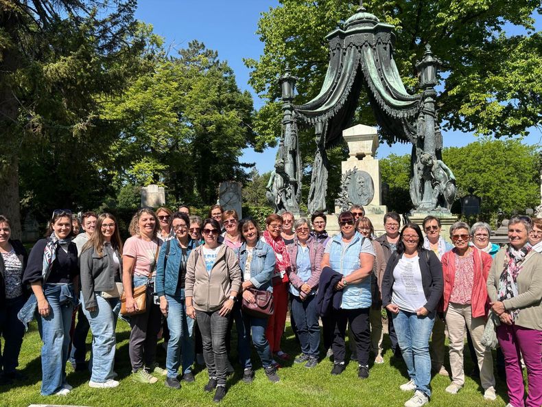 WhatsApp Image 2025-05-14 at 06.25.01.jpg WhatsApp Image 2025-05-14 at 06.25.01.jpg