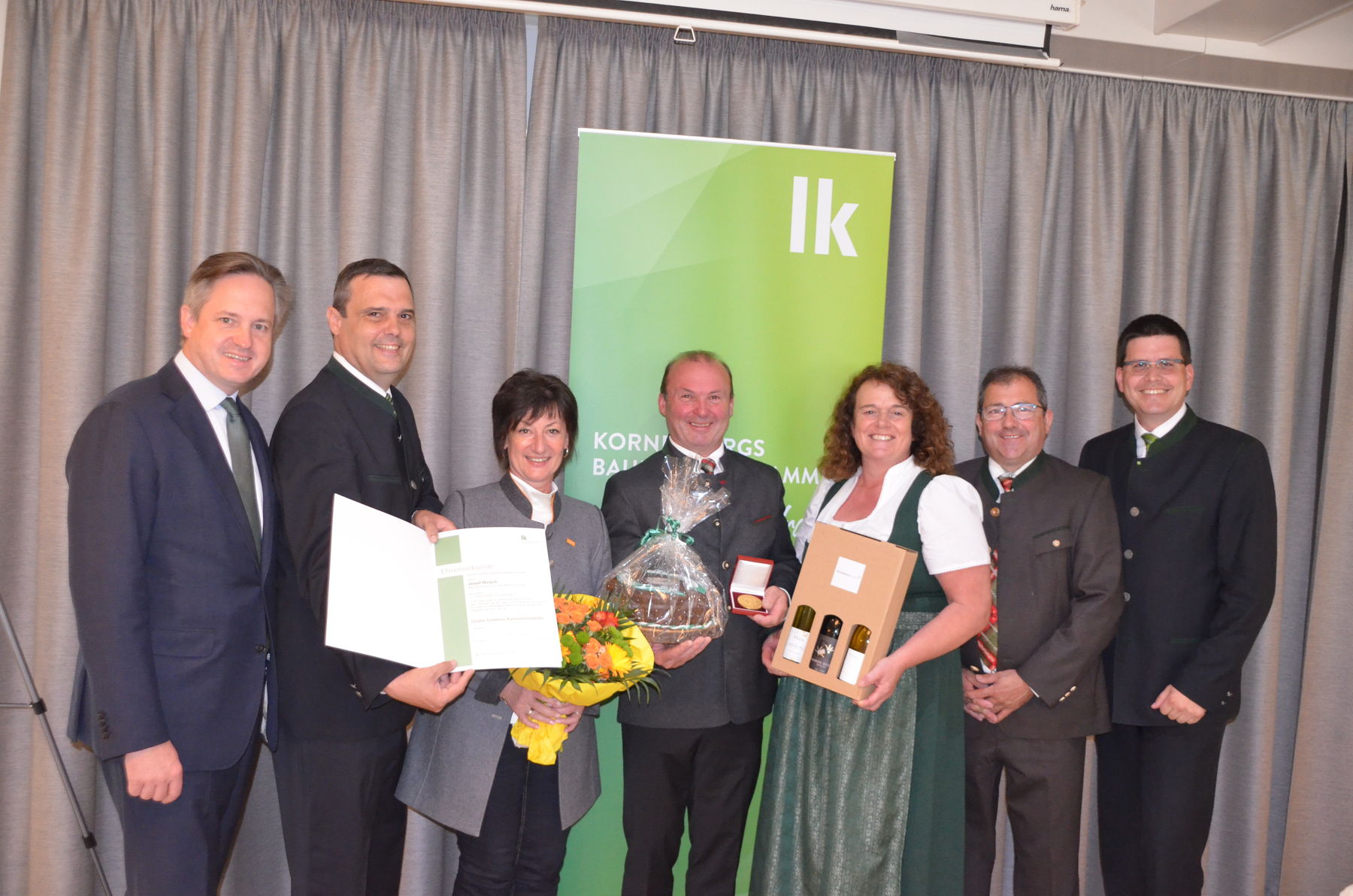 Foto 1_Ehrung Josef Hirsch.jpg © BBK Korneuburg Foto 1_Ehrung Josef Hirsch.jpg © BBK Korneuburg