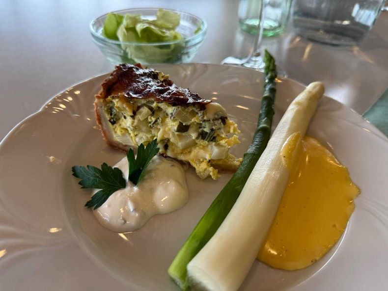 Spargelgenuss.jpg Spargelgenuss.jpg