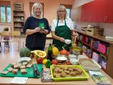 Seminarbäuerinnen mit Lebensmitteln © Bäuerinnenorganisation Steiermark
