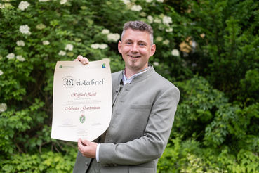 Meister-des-Jahres_Gartenbau_ZettlRaffael_2025 (4).jpg © LFA/Danner