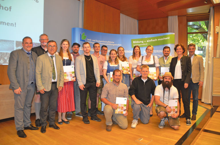 Landwirtschaftliche Facharbeiter schließen erfolgreich ab.jpg © Moser