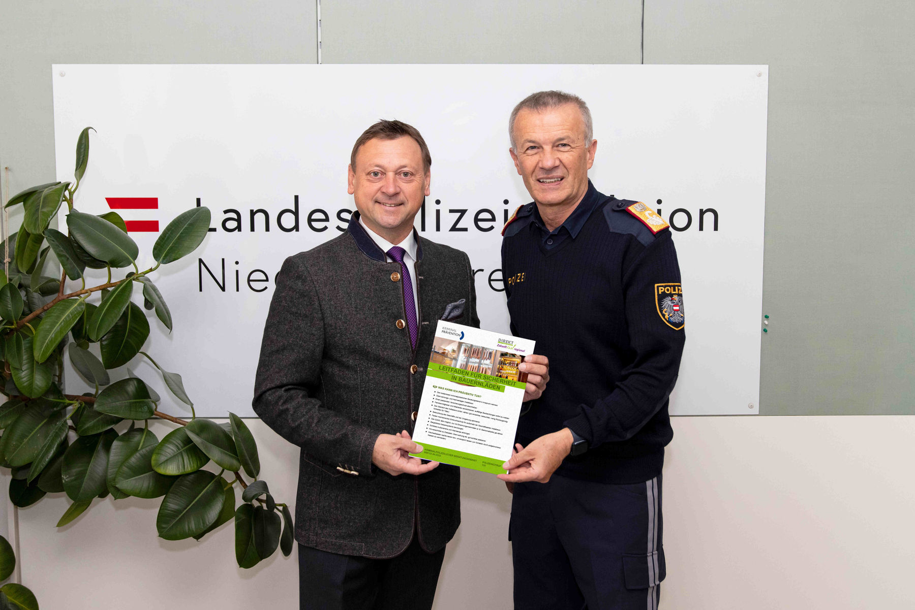 Foto2©LPD_NÖ-Greene.jpg © LPD_NÖ-Greene Foto2©LPD_NÖ-Greene.jpg © LPD_NÖ-Greene