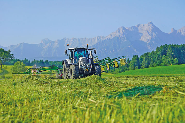 Schlagkräftige Pferdestärken am Feldtag im Einsatz.jpg © Hatheier