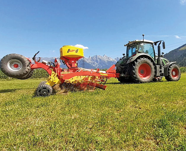 Schlagkräftige  Pferdestärken am Feldtag im Einsatz.jpg © Hatheier