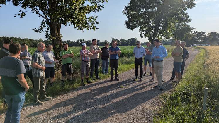 Vorerntefeldbegehung und Vorstellung Bodenkoffer der Arbeitskreise "BWS" Bezirk Perg, 17. Juni 2025