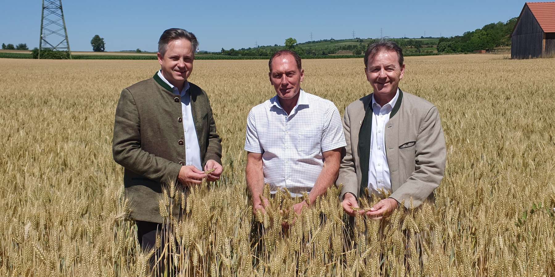 Landwirtschaftskammer NÖ-Präsident Johannes Schmuckenschlager, Landwirtschaftskammer Österreich-Präsident Josef Moosbrugger und Landwirtschaftskammer Burgenland-Präsident Nikolaus Berlakovich. © Claudia Jung-Leithner/LK Österreich Landwirtschaftskammer NÖ-Präsident Johannes Schmuckenschlager, Landwirtschaftskammer Österreich-Präsident Josef Moosbrugger und Landwirtschaftskammer Burgenland-Präsident Nikolaus Berlakovich. © Claudia Jung-Leithner/LK Österreich