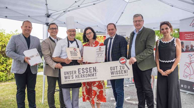 Gut zu wissen -Zertifikate für Pflegeheime “Pflege mit Herz“ 2.jpg © Alexander Danner