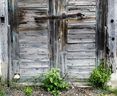 door-359145_1920 © pixabay/kincse_j