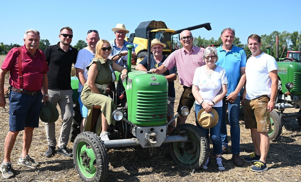 Nostalgiepflügen_5.jpg © S.Pohl Nostalgiepflügen_5.jpg © S.Pohl