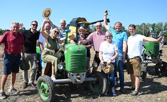 Nostalgiepflügen_6.jpg © S.Pohl Nostalgiepflügen_6.jpg © S.Pohl