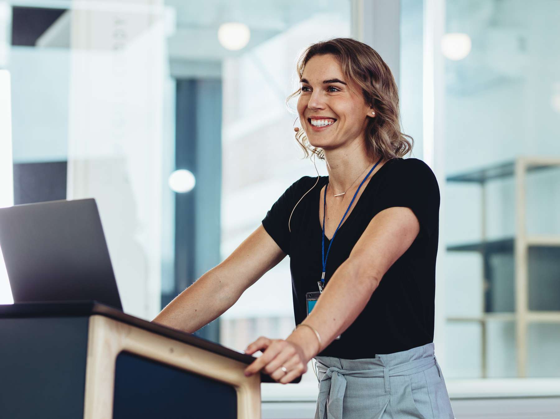 LFI-Zertifikatslehrgänge: Praxisnahe Weiterbildung mit anerkanntem Abschluss. Interessant für Bäuerinnen: professionelle Vertretungsarbeit © Adobe Stock