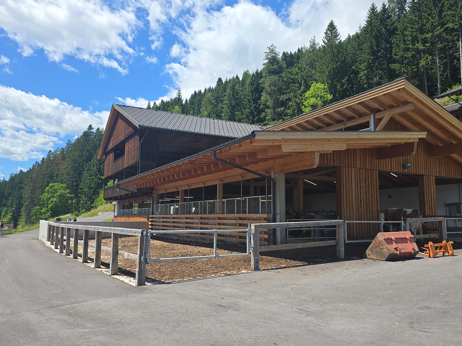 Neuer Stall der Familie Stocker © LK Tirol