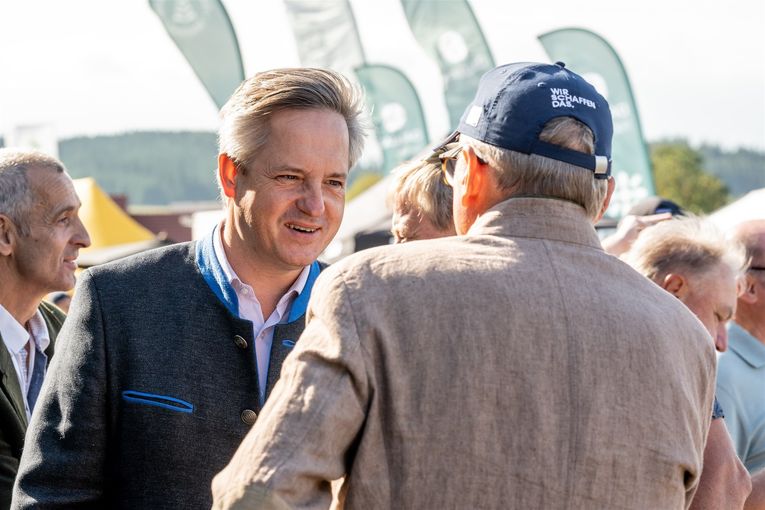 © Georg Pomaßl/www.weihnachtsbaum.at © Georg Pomaßl/www.weihnachtsbaum.at