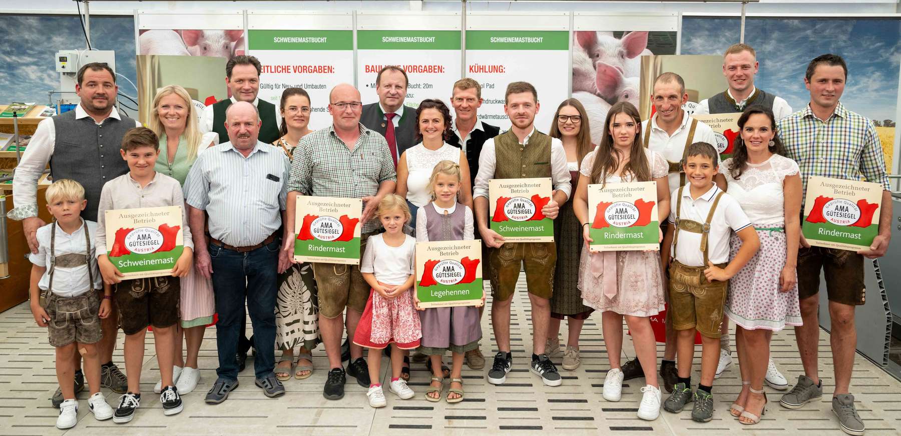 Alle mit der AMA-Gütesiegel-Hoftafel ausgzeichneten Betriebe 2025.jpg © BMLUK/Hemerka