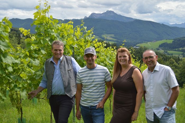 [1757403617222976_1.jpg]