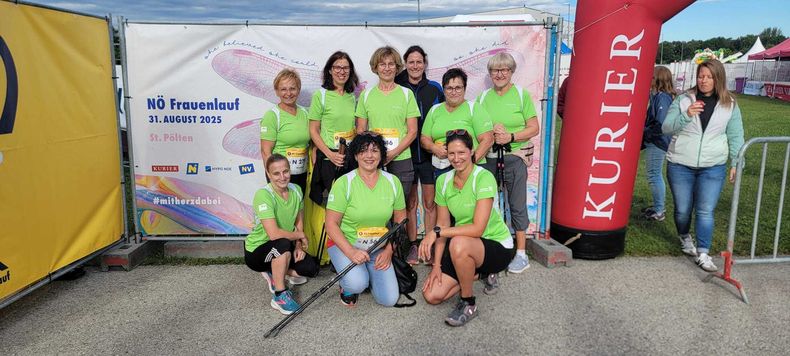 Frauenlauf (1).jpg Frauenlauf (1).jpg