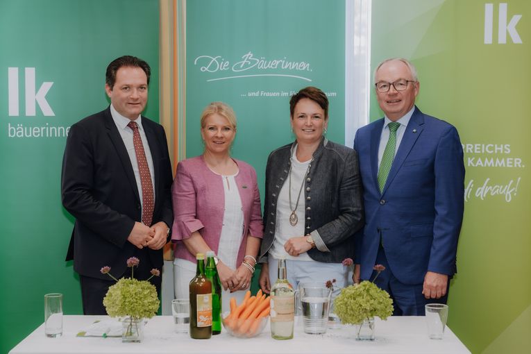 PK 10 Jahre Aktionstage Bäuerinnen-VS.jpg © Sophie Nagl-Balber
