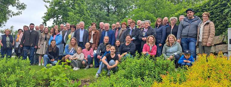 Schulmilchfest_Gruppenfoto_c LK OÖ.jpg © LK OÖ Schulmilchfest_Gruppenfoto_c LK OÖ.jpg © LK OÖ
