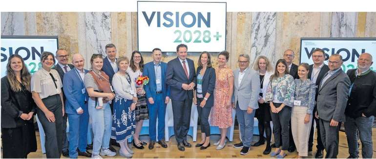 Vision 2028+-Präsentation.jpg © BMLUK/Hemerka Vision 2028+-Präsentation.jpg © BMLUK/Hemerka