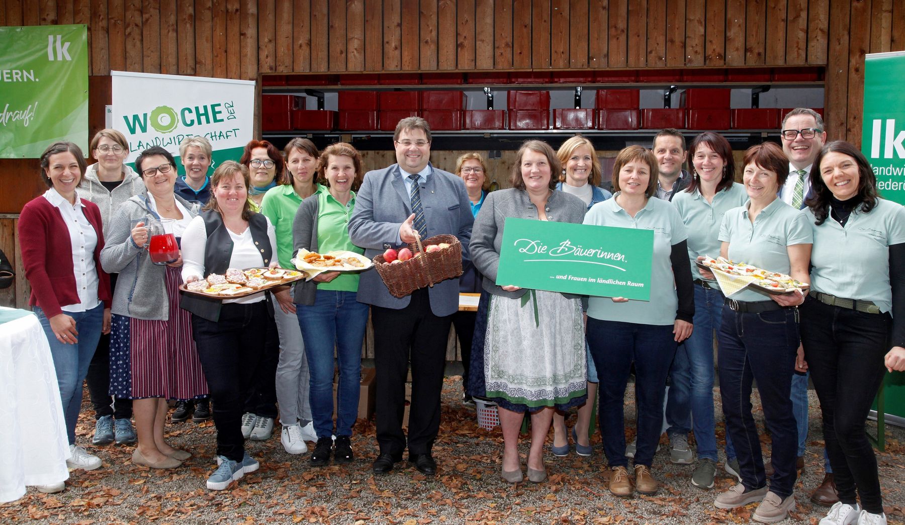 Gruppenfoto_Die Bäuerinnen.jpg © C.Hochpöchler_NÖN Gruppenfoto_Die Bäuerinnen.jpg © C.Hochpöchler_NÖN