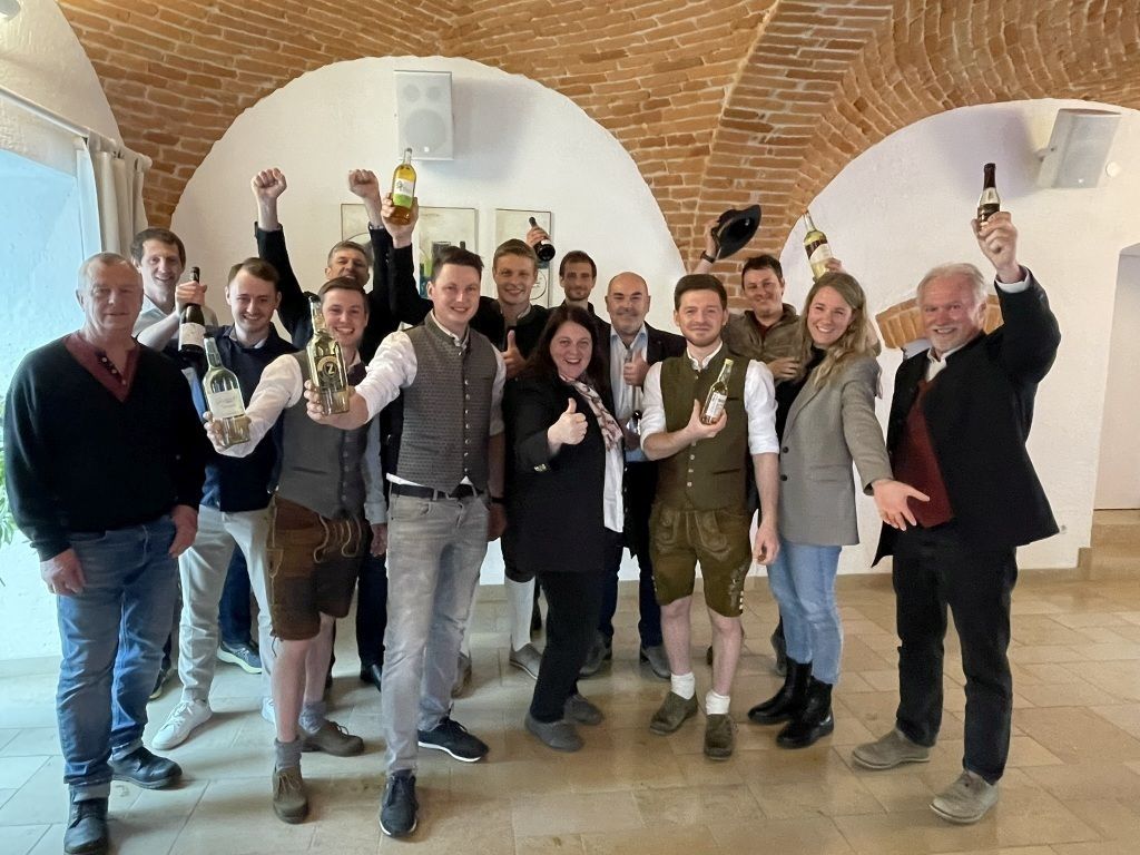 Abschlussfoto Mostsommelier_kl.jpg © Landwirtschaftskammer OÖ
