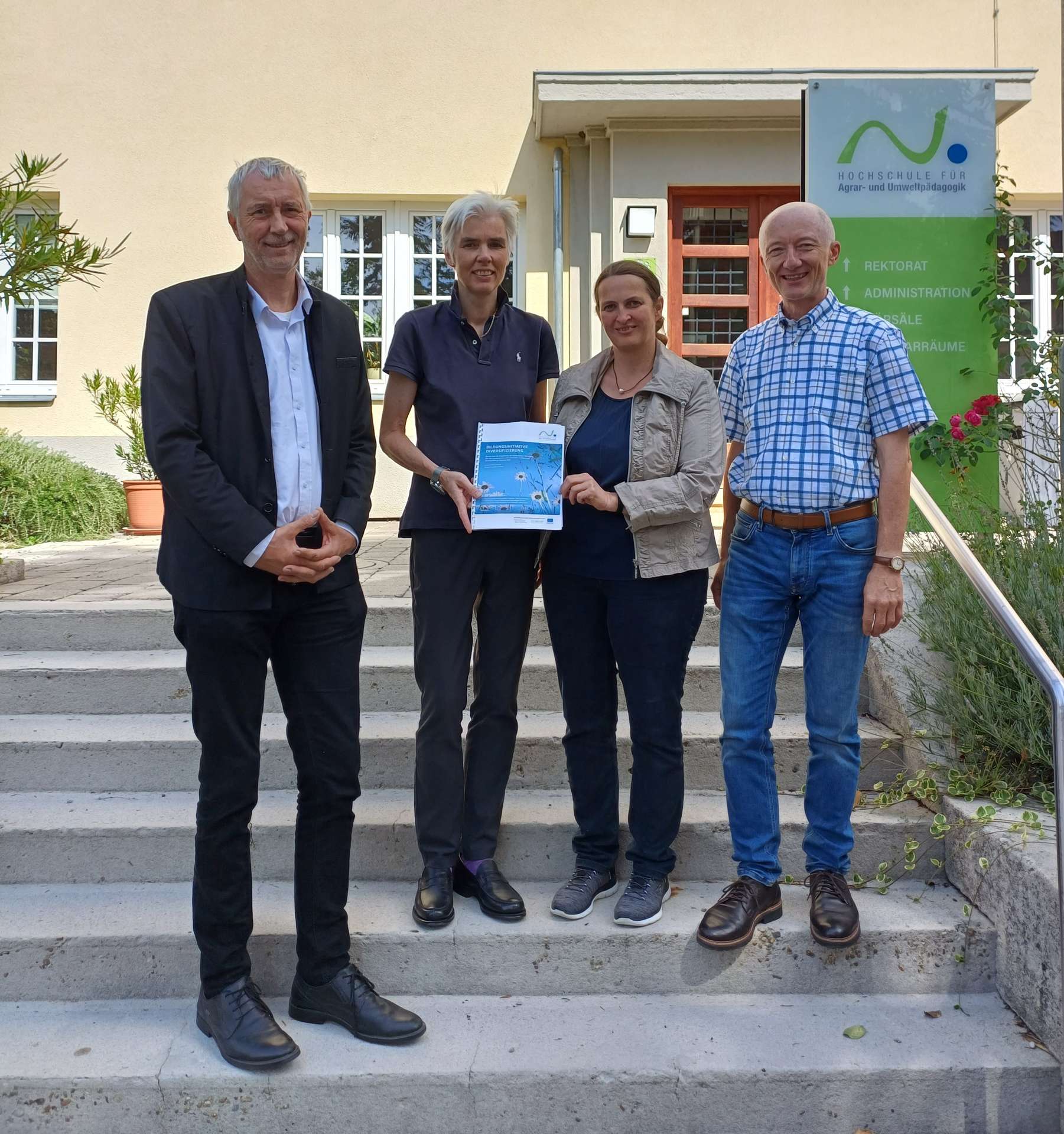 Umfrage Zukunft Landwirtschaft.jpg © HAUP