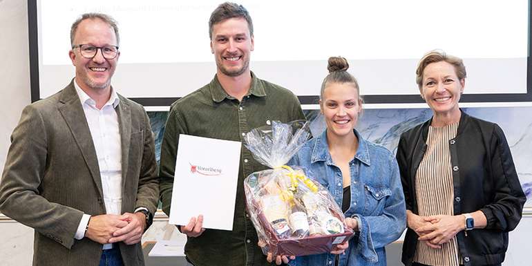 Verleihung Tierschutzpreis.jpg © VLK Serra