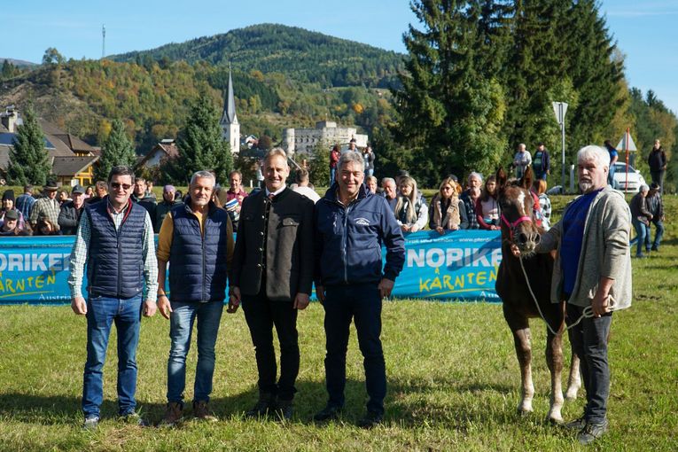 Gruppenfoto.jpg © Wuzella