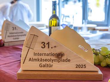 Almkäseolympiade.jpg © Bernhard Gruber Almkäseolympiade.jpg © Bernhard Gruber