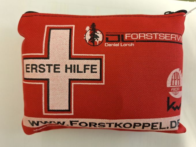 Erste Hilfe Set.jpg © LK Kärnten, Forstkoppel